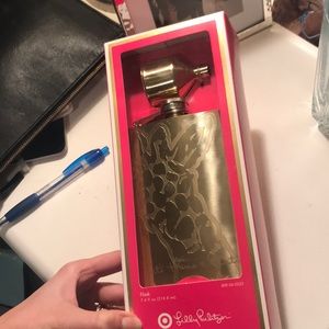 Lilly Pulitzer giraffe flask